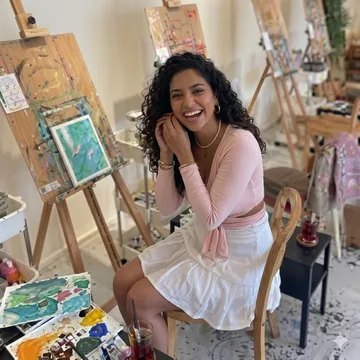 Foto da criadora Clara